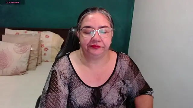 scaelettdubois online show from 07-23-26, 01:19