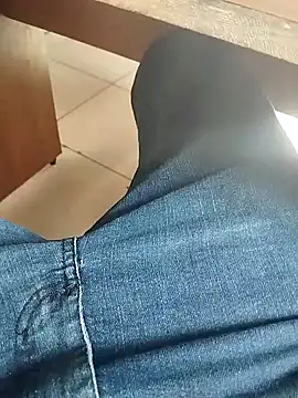 Snapshot of io380 chatting on 01-17-26, 06:22 io380 online show from 01-17-26, 06:22