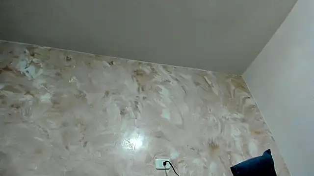 Snapshot of tiffanystonne chatting on 11-27-25, 01:40 tiffanystonne online show from 11-27-25, 01:40