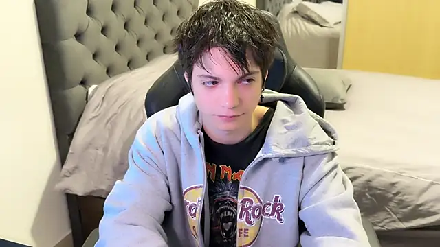 SasukeUhchiaa online show from 02-23-25, 12:19