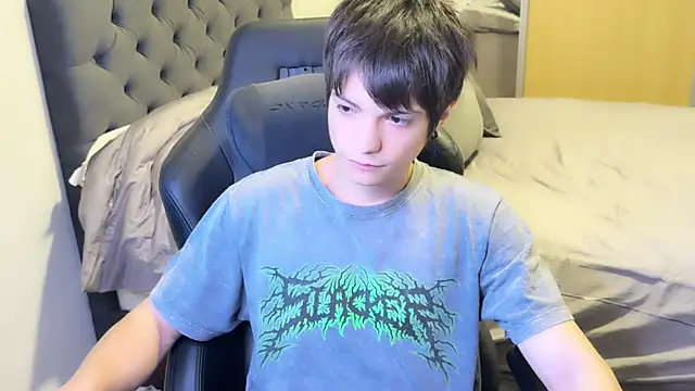 SasukeUhchiaa online show from 02-26-25, 02:37