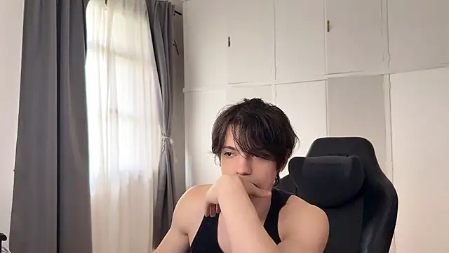 SasukeUhchiaa online show from 03-20-26, 06:13