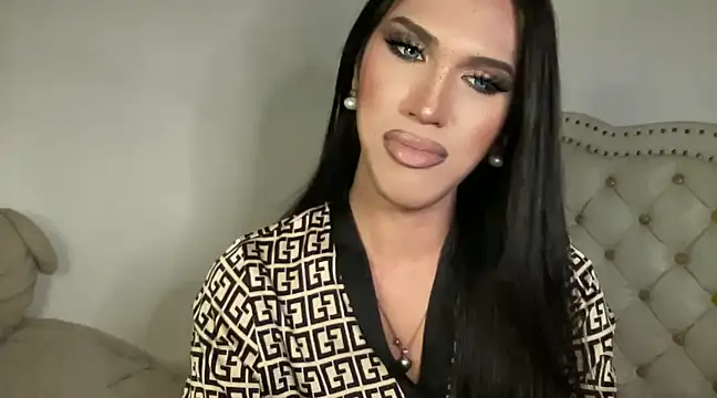 Snapshot of Ts_glamxxxx chatting on 01-20-25, 11:02 Ts glamxxxx online show from 01-20-25, 11:02