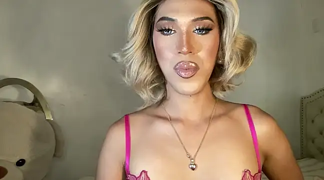 Snapshot of Ts_glamxxxx chatting on 01-21-25, 09:46 Ts glamxxxx online show from 01-21-25, 09:46