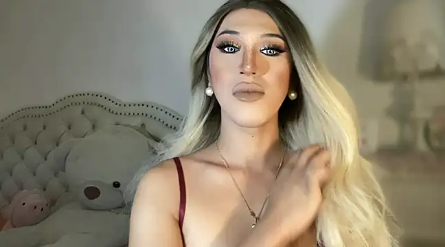 Snapshot of Ts_glamxxxx chatting on 03-21-25, 03:55 Ts glamxxxx online show from 03-21-25, 03:55