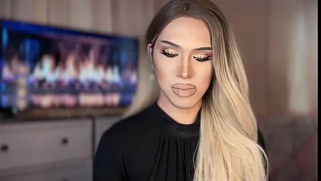 Ts glamxxxx online show from 04-21-26, 02:51