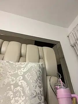 Snapshot of ALISSON_FOXXX1 chatting on 03-21-25, 01:13 ALISSON FOXXX1 online show from 03-21-25, 01:13