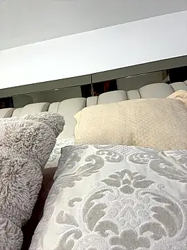 ALISSON FOXXX1 online show from 01-12-26, 10:48