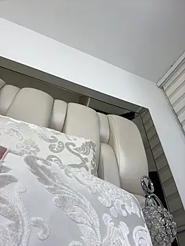 ALISSON FOXXX1 online show from 02-02-26, 10:52