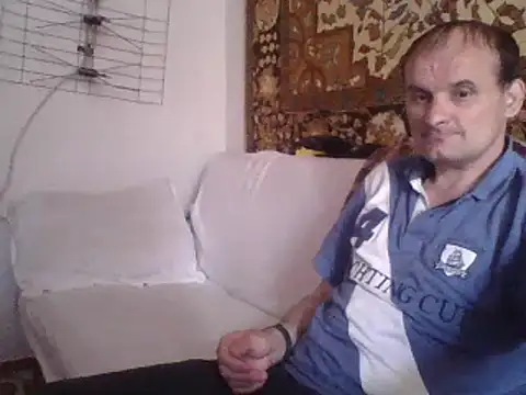 Snapshot of 185322 chatting on 09-09-25, 08:25 185322 online show from 09-09-25, 08:25