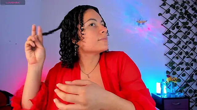 Snapshot of cailynhot chatting on 07-05-26, 10:17 cailynhot online show from 07-05-26, 10:17