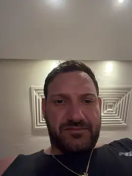 JonJ0 online show from 02-06-26, 10:29