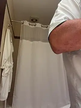 JonJ0 online show from 02-12-26, 01:11