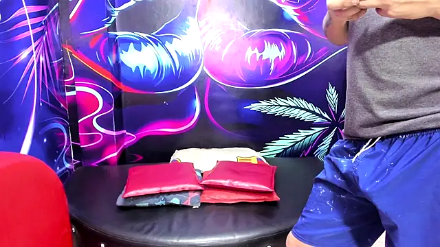 miacam-hot online show from 10-29-25, 03:25