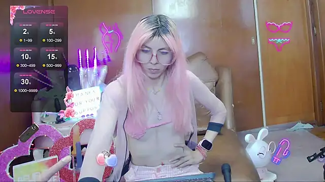 Skinygirl online show from 11-06-25, 09:48