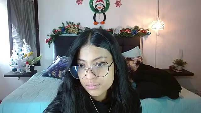 vaness weet online show from 11-30-25, 03:27