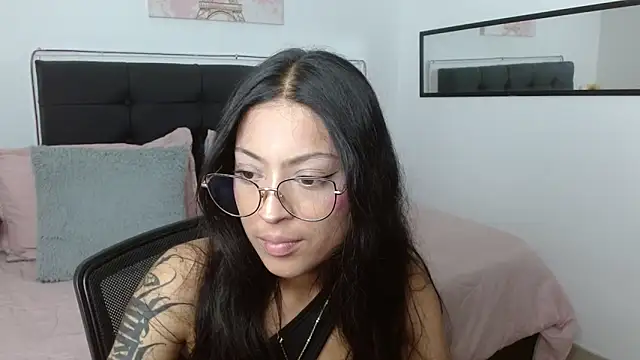 vaness weet online show from 03-20-26, 10:14