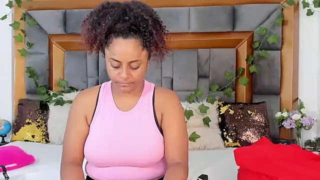 BellaKarla online show from 03-21-25, 08:18