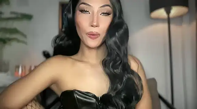 Bella Gordon online show from 02-15-25, 03:20