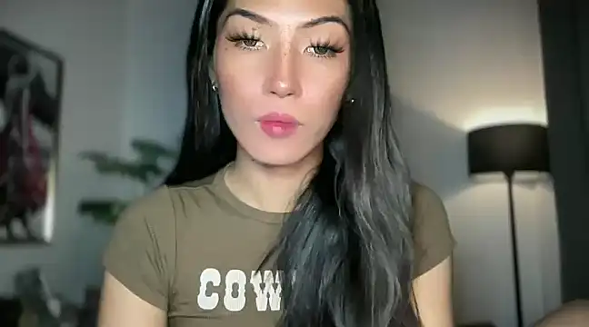 Bella Gordon online show from 02-23-25, 06:23