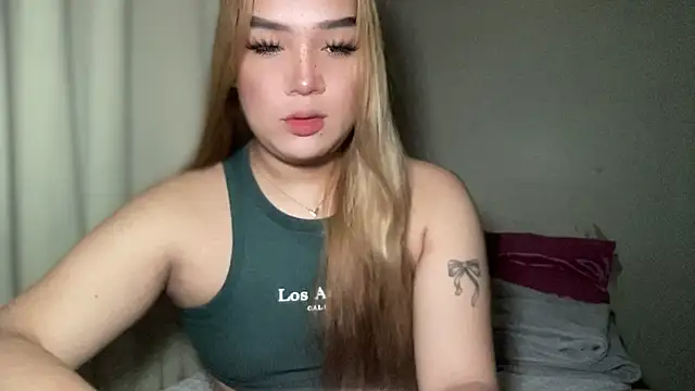 Snapshot of MissCataleyaxxx chatting on 02-13-25, 12:57 MissCataleyaxxx online show from 02-13-25, 12:57