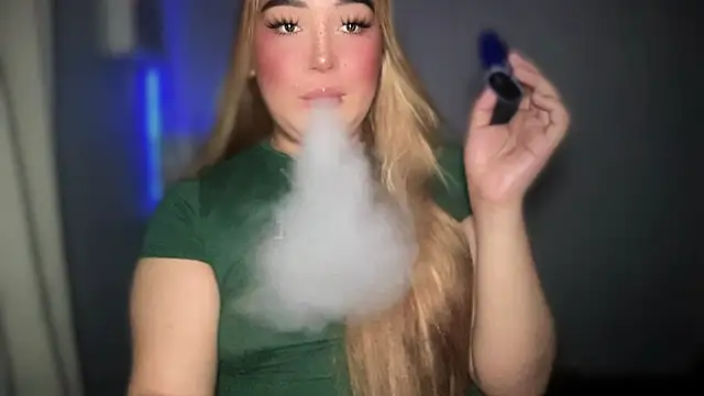 Snapshot of MissCataleyaxxx chatting on 09-09-25, 03:17 MissCataleyaxxx online show from 09-09-25, 03:17