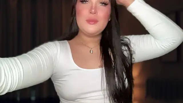 Snapshot of MissCataleyaxxx chatting on 11-04-25, 11:48 MissCataleyaxxx online show from 11-04-25, 11:48