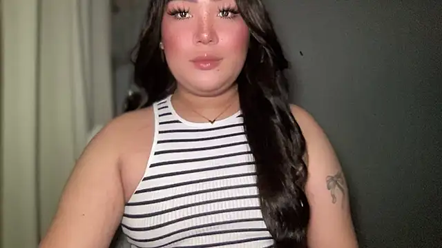 Snapshot of MissCataleyaxxx chatting on 11-28-25, 12:24 MissCataleyaxxx online show from 11-28-25, 12:24