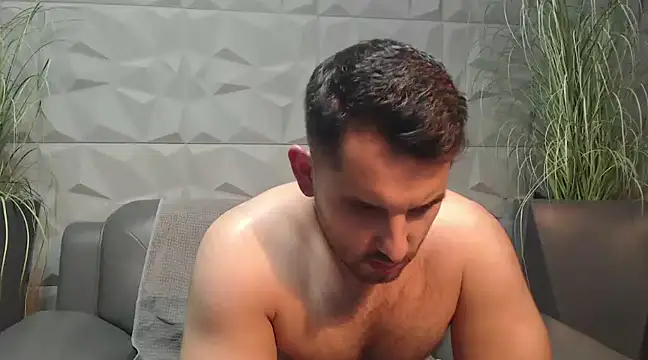 Antoniodiamond online show from 12-21-24, 08:21