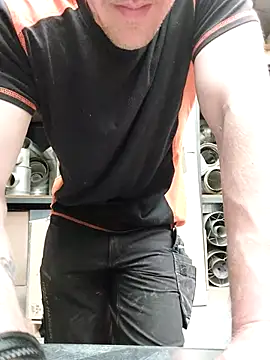 Xcoquinx online show from 03-19-25, 01:40