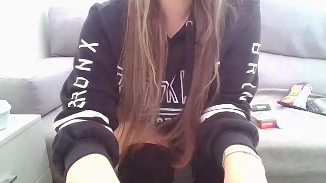 Snapshot of Sexymiss26 chatting on 01-07-25, 02:08 Sexymiss26 online show from 01-07-25, 02:08