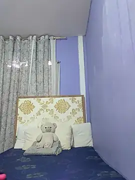 Snapshot of lady_kim_boner chatting on 12-17-25, 01:55 lady kim boner online show from 12-17-25, 01:55