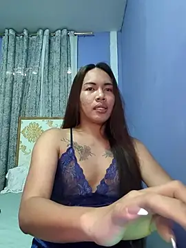Snapshot of lady_kim_boner chatting on 05-18-26, 08:31 lady kim boner online show from 05-18-26, 08:31