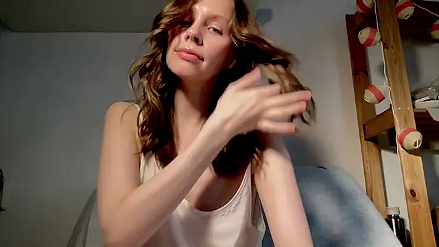 Nikki Mimimi online show from 01-26-25, 01:25