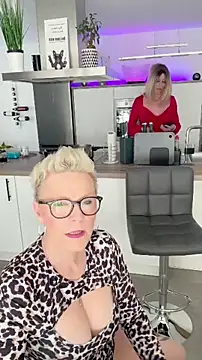 Snapshot of German_Milf chatting on 03-22-25, 02:03 German Milf online show from 03-22-25, 02:03