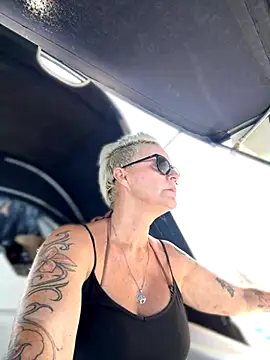 Snapshot of German_Milf chatting on 09-12-25, 10:59 German Milf online show from 09-12-25, 10:59