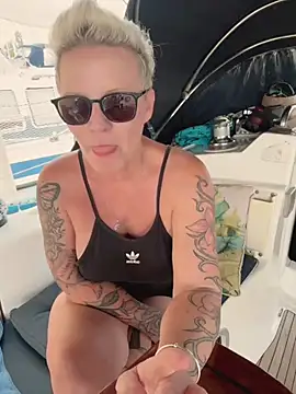 Snapshot of German_Milf chatting on 09-22-25, 02:08 German Milf online show from 09-22-25, 02:08