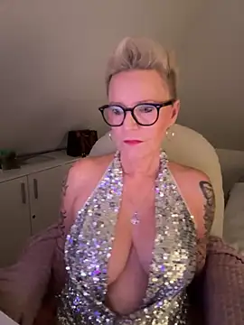 Snapshot of German_Milf chatting on 11-27-25, 02:41 German Milf online show from 11-27-25, 02:41