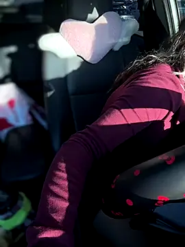 Snapshot of Cutiepiespanks chatting on 12-13-25, 09:31 Cutiepiespanks online show from 12-13-25, 09:31