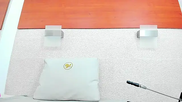 Snapshot of allice_green chatting on 10-02-25, 01:12 allice green online show from 10-02-25, 01:12