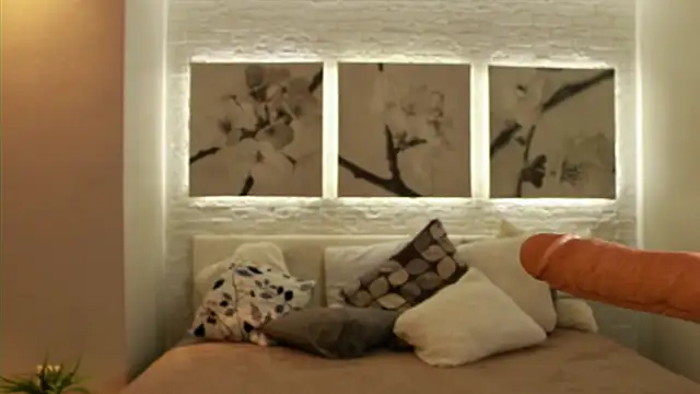 Betty June online show from 03-07-25, 03:19