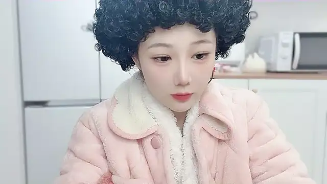 Snapshot of Villagechief chatting on 12-08-24, 05:55 Villagechief online show from 12-08-24, 05:55