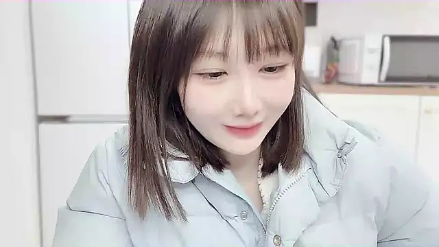 Snapshot of Villagechief chatting on 01-11-25, 02:47 Villagechief online show from 01-11-25, 02:47