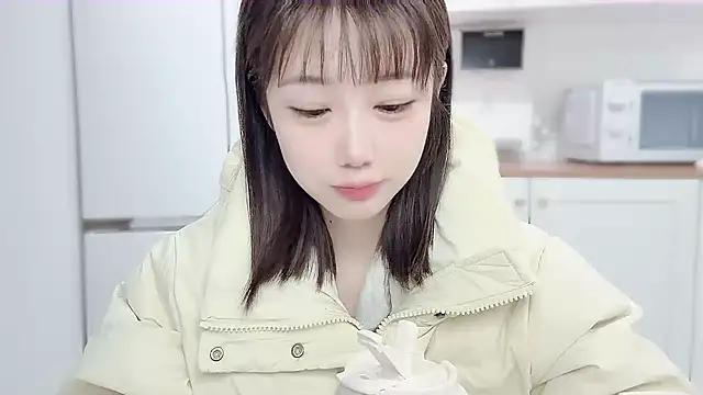 Snapshot of Villagechief chatting on 03-14-25, 09:14 Villagechief online show from 03-14-25, 09:14