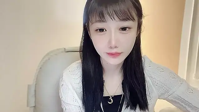 Snapshot of Villagechief chatting on 10-04-25, 01:42 Villagechief online show from 10-04-25, 01:42