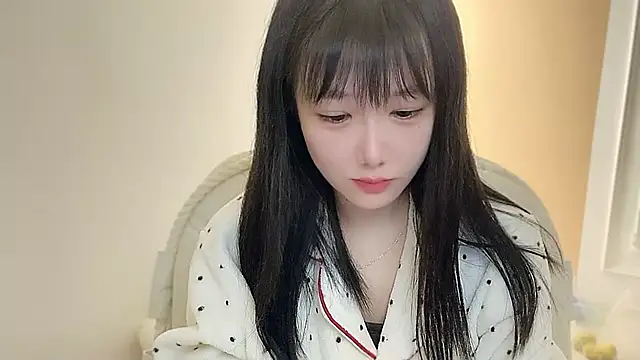 Snapshot of Villagechief chatting on 10-25-25, 02:30 Villagechief online show from 10-25-25, 02:30