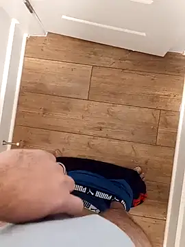 Snapshot of Mark_Dad chatting on 12-02-24, 12:18 Mark Dad online show from 12-02-24, 12:18