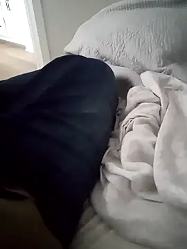 Snapshot of Mark_Dad chatting on 02-16-25, 09:38 Mark Dad online show from 02-16-25, 09:38