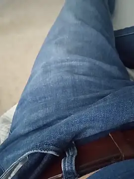 Snapshot of Mark_Dad chatting on 02-21-26, 05:58 Mark Dad online show from 02-21-26, 05:58