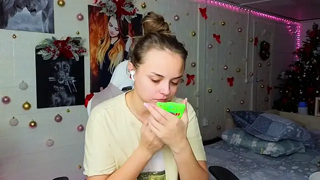 Misss Vikk online show from 01-07-26, 02:14